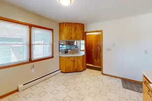241 5th St SE, Glenville, MN 56036 - Photo 7