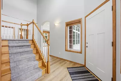 274 44th Avenue S, Moorhead, MN 56560 - Photo 7