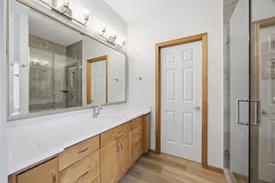 274 44th Ave S, Moorhead, MN 56560 - Photo 15
