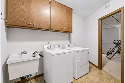 6117 Habitat Court S, Edina, MN 55436 - Photo 37