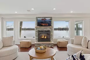 2807 McKenzie Point Rd, Wayzata, MN 55391 - Photo 11