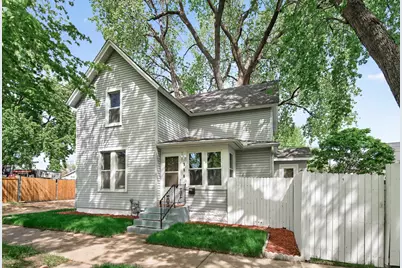 558 Osceola Avenue S, Saint Paul, MN 55102 - Photo 1