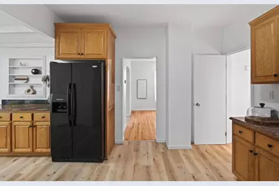 558 Osceola Avenue S, Saint Paul, MN 55102 - Photo 9