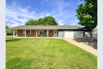615 Lake Avenue E, Fulda, MN 56131 - Photo 1