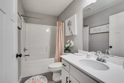 609 47th Avenue NE, Saint Cloud, MN 56304 - Photo 9