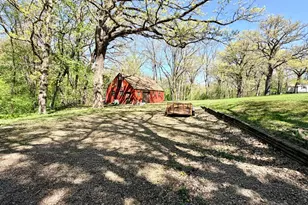 219 Moore St, Jackson, MN 56143 - Photo 39