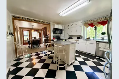 219 Moore Street, Jackson, MN 56143 - Photo 9