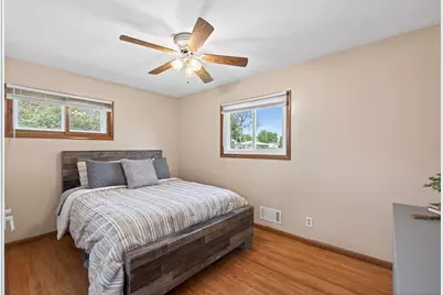 50 98th Avenue NE, Blaine, MN 55434 - Photo 9