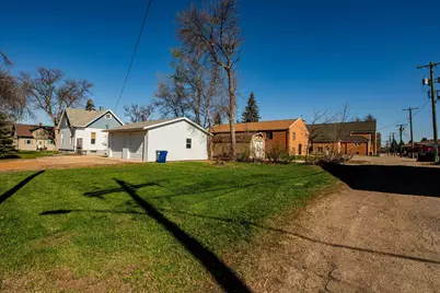 711 Oak Street, Lisbon, ND 58054 - Photo 7