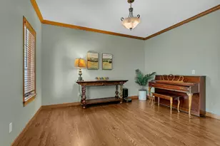 1010 Eveningstar Ct, Sartell, MN 56377 - Photo 9