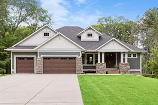19 Westwood Rd, Minnetonka, MN 55305 - Photo 11