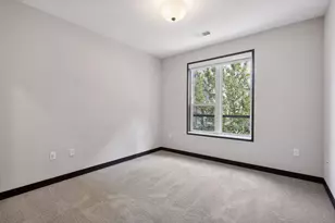 253 Lake Street E, Wayzata, MN 55391 - Photo 15