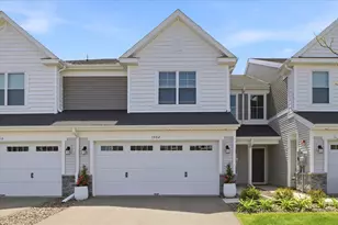 1502 Dogwood Ln, Carver, MN 55315 - Photo 1