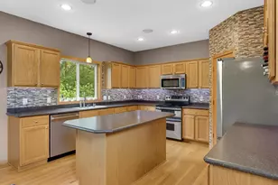 16098 Kennard Ct, Lakeville, MN 55044 - Photo 5