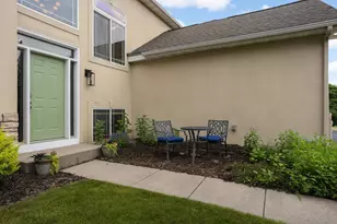 16098 Kennard Ct, Lakeville, MN 55044 - Photo 3