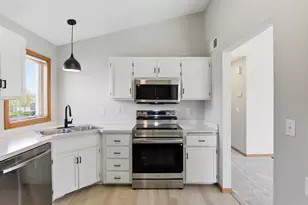 6184 151st St N, Hugo, MN 55038 - Photo 13