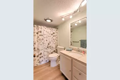 2455 Londin Lane E #219, Maplewood, MN 55119 - Photo 23