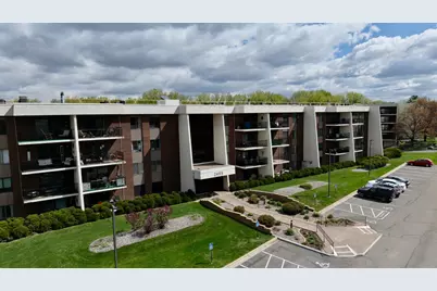 2455 Londin Lane E #219, Maplewood, MN 55119 - Photo 3
