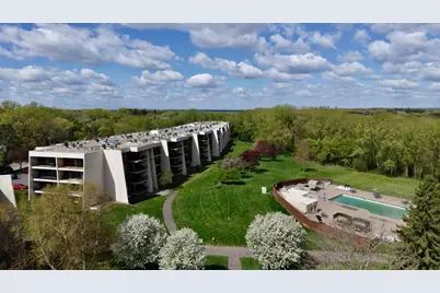 2455 Londin Lane E #219, Maplewood, MN 55119 - Photo 1
