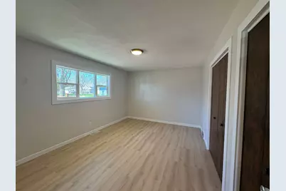 540 E 2nd Street, Waconia, MN 55387 - Photo 9