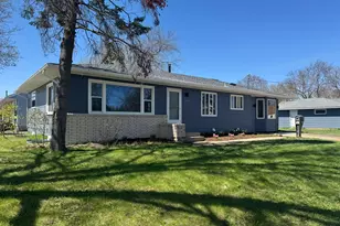 540 E 2nd St, Waconia, MN 55387 - Photo 1