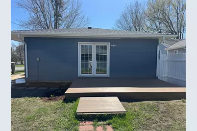 540 E 2nd Street, Waconia, MN 55387 - Photo 3