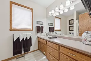 3102 Par Street N, Fargo, ND 58102 - Photo 37