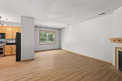 1240 County Road D E #10, Maplewood, MN 55109 - Photo 11
