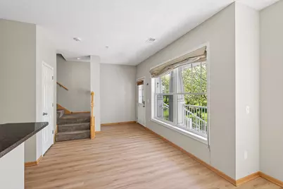 1240 County Road D E #10, Maplewood, MN 55109 - Photo 7
