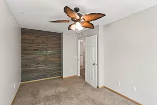 1240 County Rd D E, Maplewood, MN 55109 - Photo 21