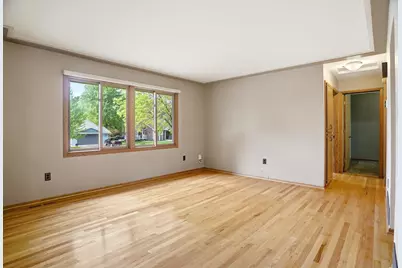 6040 111th Avenue N, Champlin, MN 55316 - Photo 3