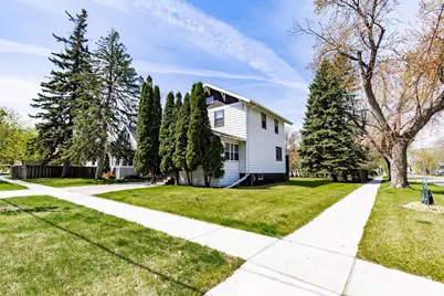 618 Oak Street N, Fargo, ND 58102 - Photo 1