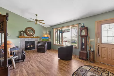 654 77th Street SE, Delano, MN 55328 - Photo 3