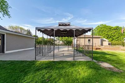 311 Wabasha Street, Saint Peter, MN 56082 - Photo 33