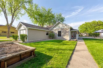 311 Wabasha Street, Saint Peter, MN 56082 - Photo 3