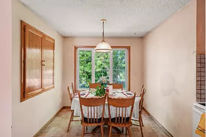 10241 Madison Street NE, Blaine, MN 55434 - Photo 5
