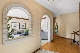 9572 Morris Cir, Bloomington, MN 55437 - Photo 7