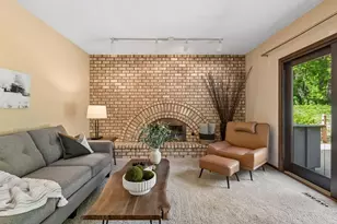 9572 Morris Cir, Bloomington, MN 55437 - Photo 23