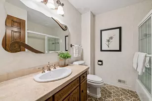 9572 Morris Cir, Bloomington, MN 55437 - Photo 37
