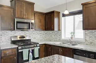 12149 Hupp St NE, Blaine, MN 55449 - Photo 7