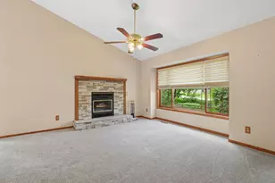 20524 Javelin Cir, Lakeville, MN 55044 - Photo 7
