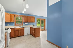 20524 Javelin Cir, Lakeville, MN 55044 - Photo 19