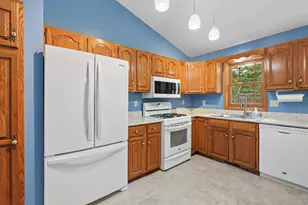 20524 Javelin Cir, Lakeville, MN 55044 - Photo 15