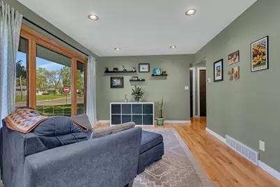 2978 Pascal Street, Roseville, MN 55113 - Photo 3