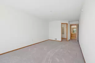 13900 53rd Ave N, Plymouth, MN 55446 - Photo 15