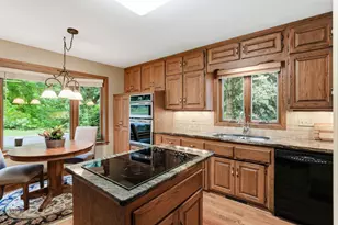 1935 Humboldt Ave, West Saint Paul, MN 55118 - Photo 11