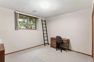 1935 Humboldt Ave, West Saint Paul, MN 55118 - Photo 37