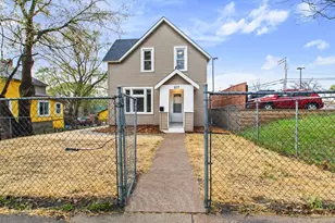 617 Wells St, Saint Paul, MN 55130 - Photo 1