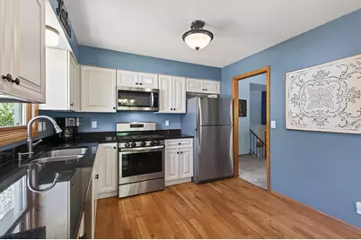 101 Mitchells Court, Mahtomedi, MN 55115 - Photo 15