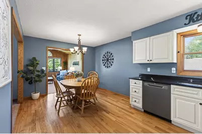 101 Mitchells Court, Mahtomedi, MN 55115 - Photo 11
